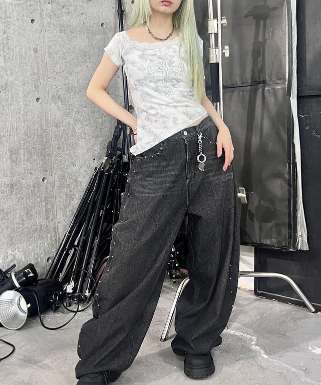 ホワイト モデル：160㎝ FREE着用