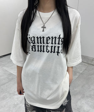 ホワイト モデル：154㎝ FREE着用