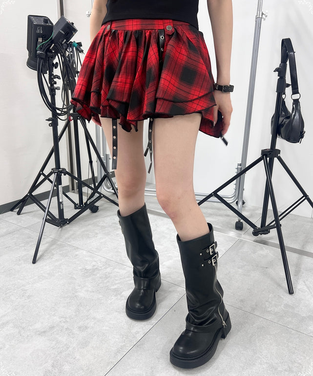 レッド モデル：154㎝ FREE着用