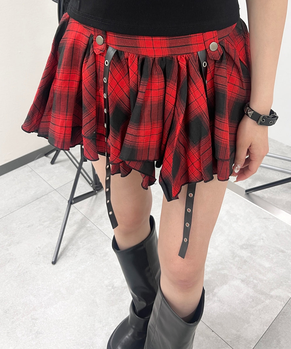 レッド モデル：154㎝ FREE着用