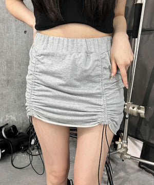 グレー モデル：154㎝ FREE着用