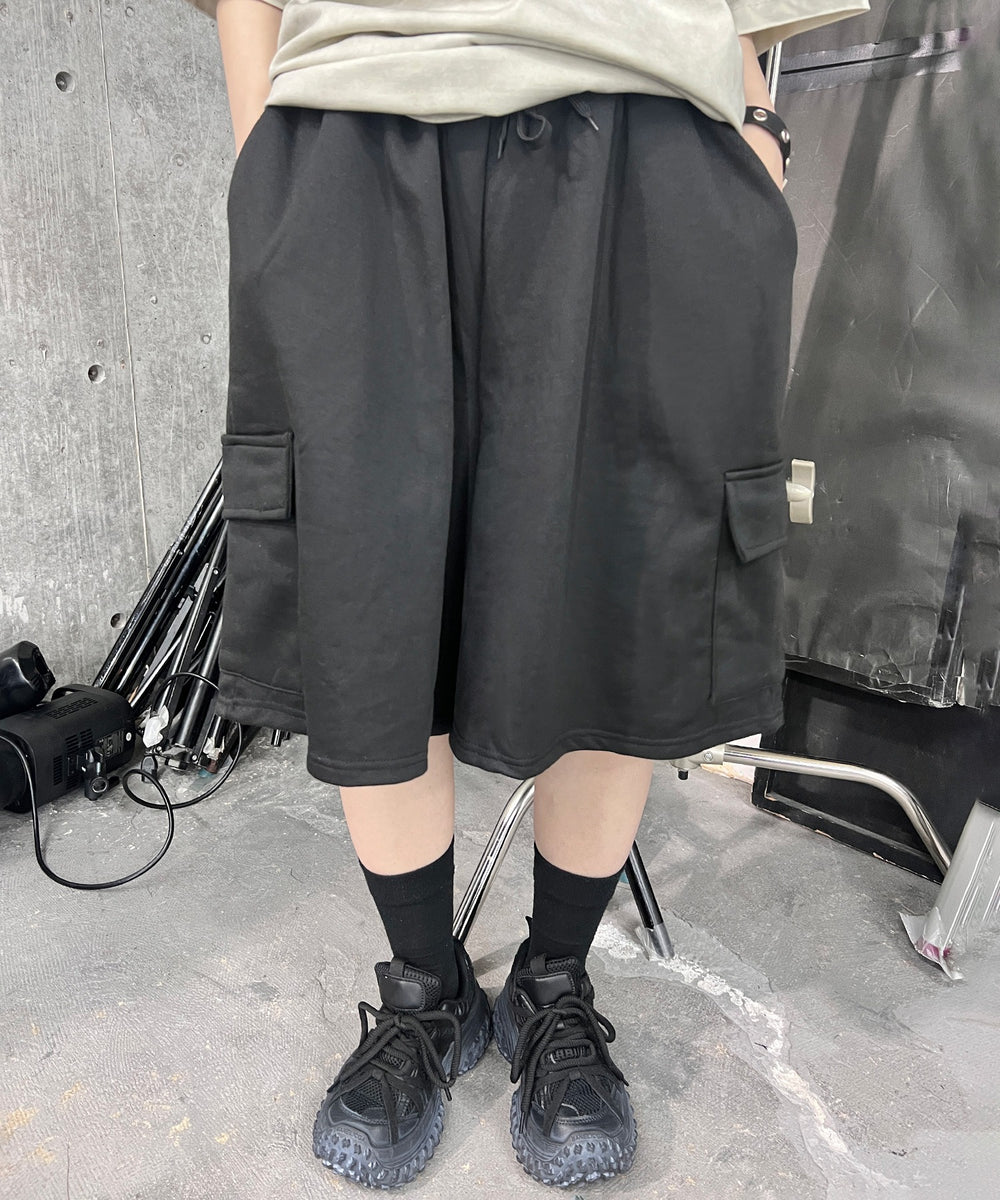 ブラック モデル：154㎝ FREE着用