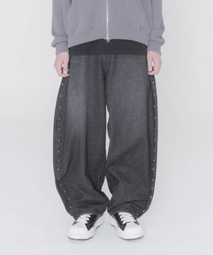 ブラック モデル：178cm L着用