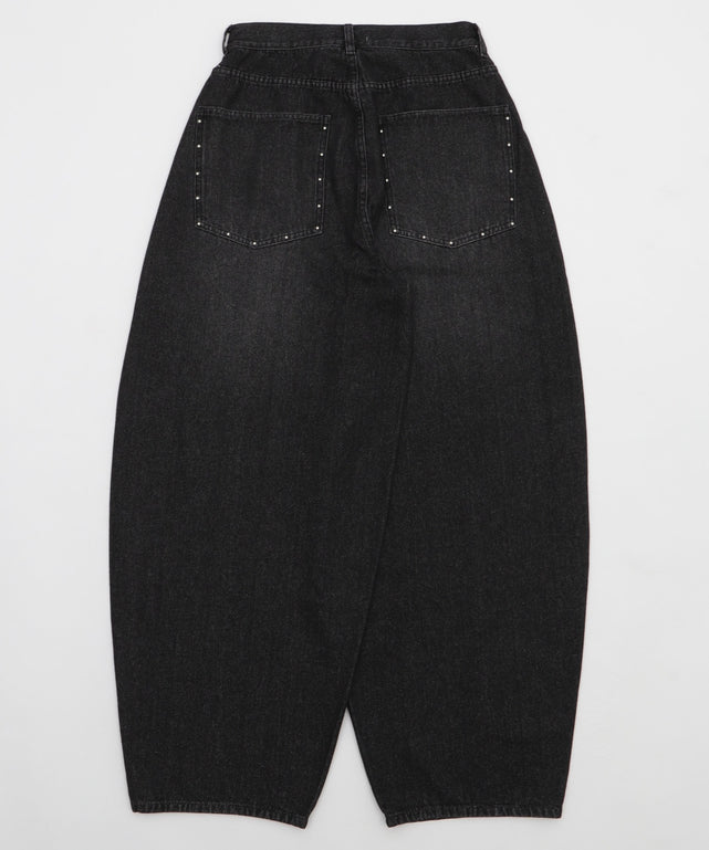スタッズバレルデニム