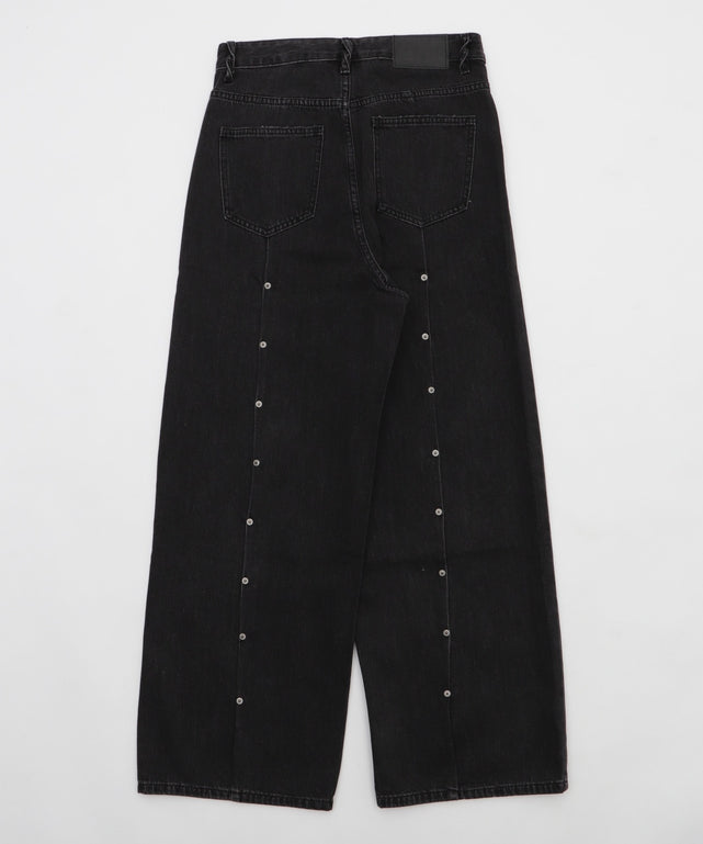 センタースイッチスタッズデニム