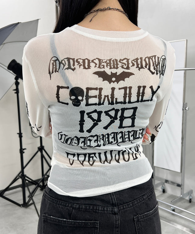 ホワイト モデル：154㎝ FREE着用