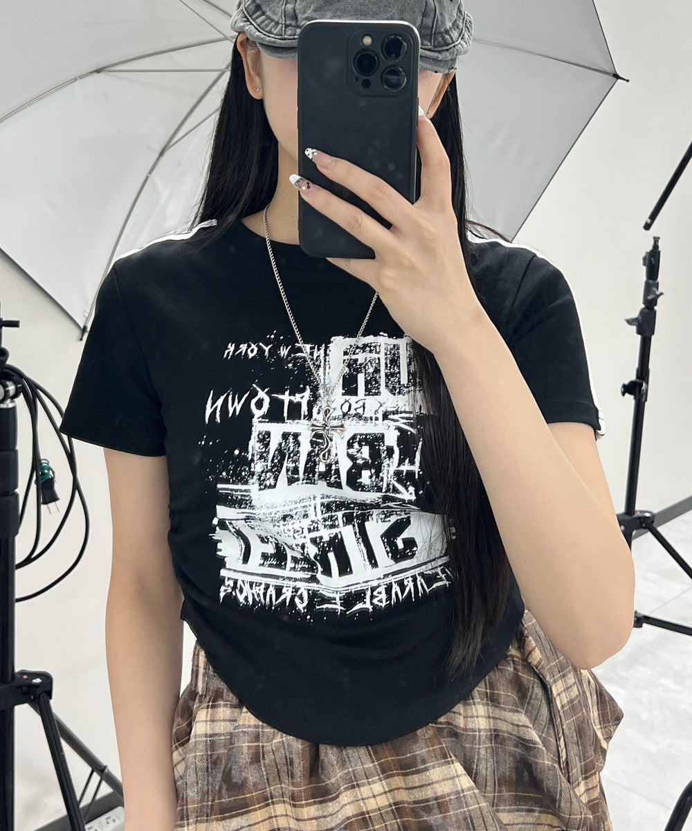 ブラック モデル：154㎝ FREE着用