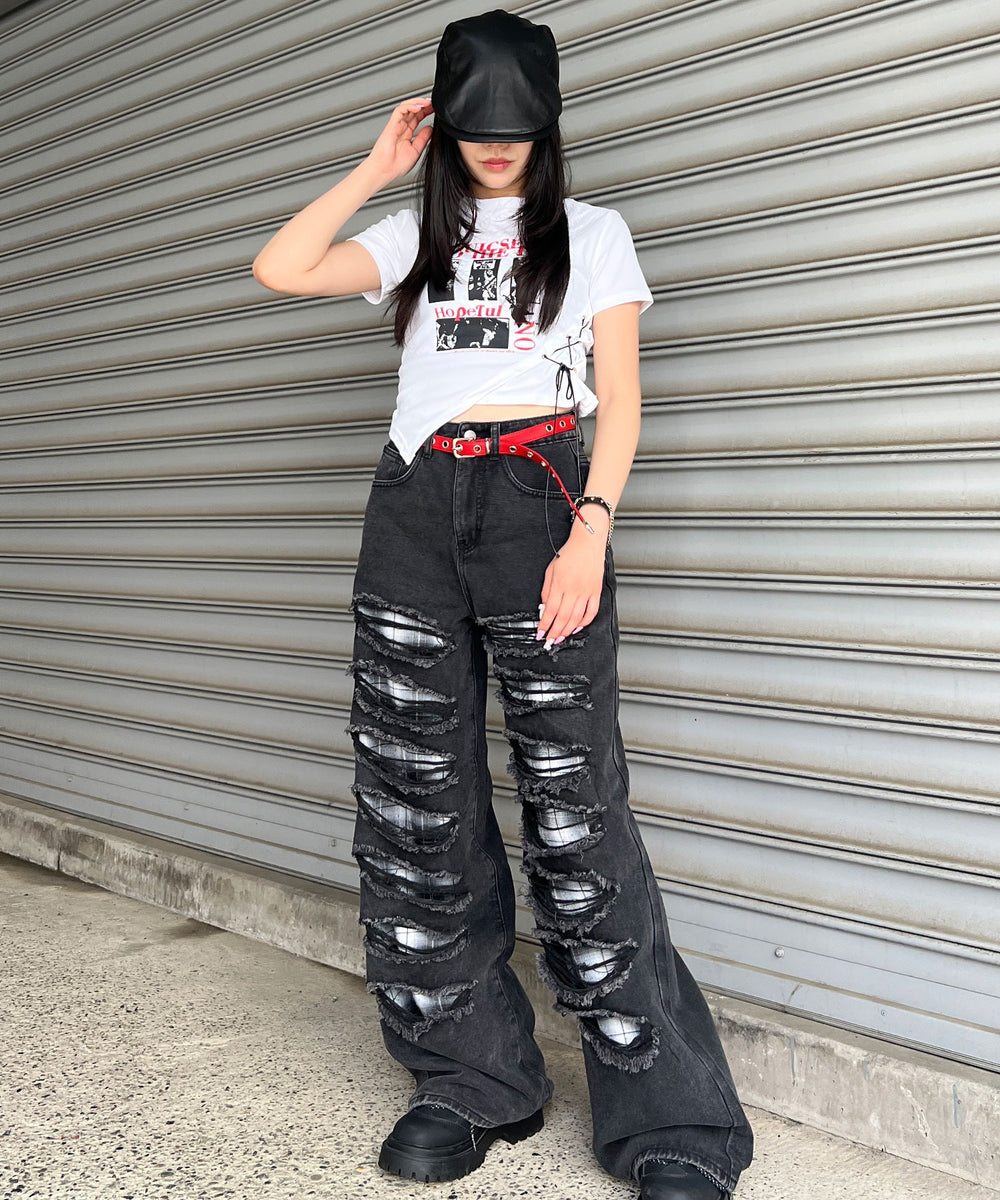 ホワイト モデル：154㎝ FREE着用