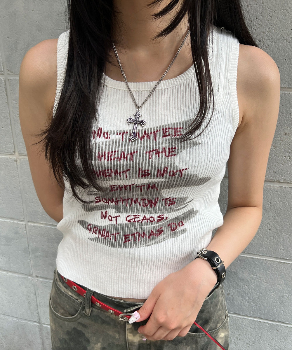 ホワイト モデル：154㎝ FREE着用