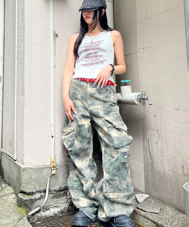 ホワイト モデル：154㎝ FREE着用