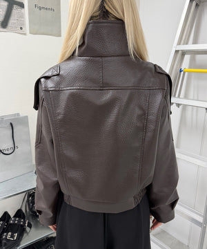 ブラウン モデル:160cm F着用