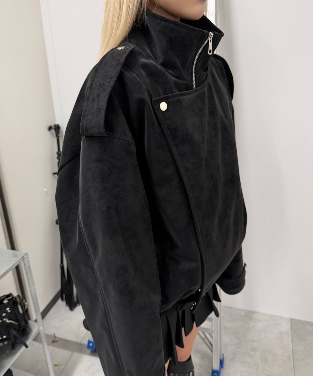ブラック モデル:160cm F着用