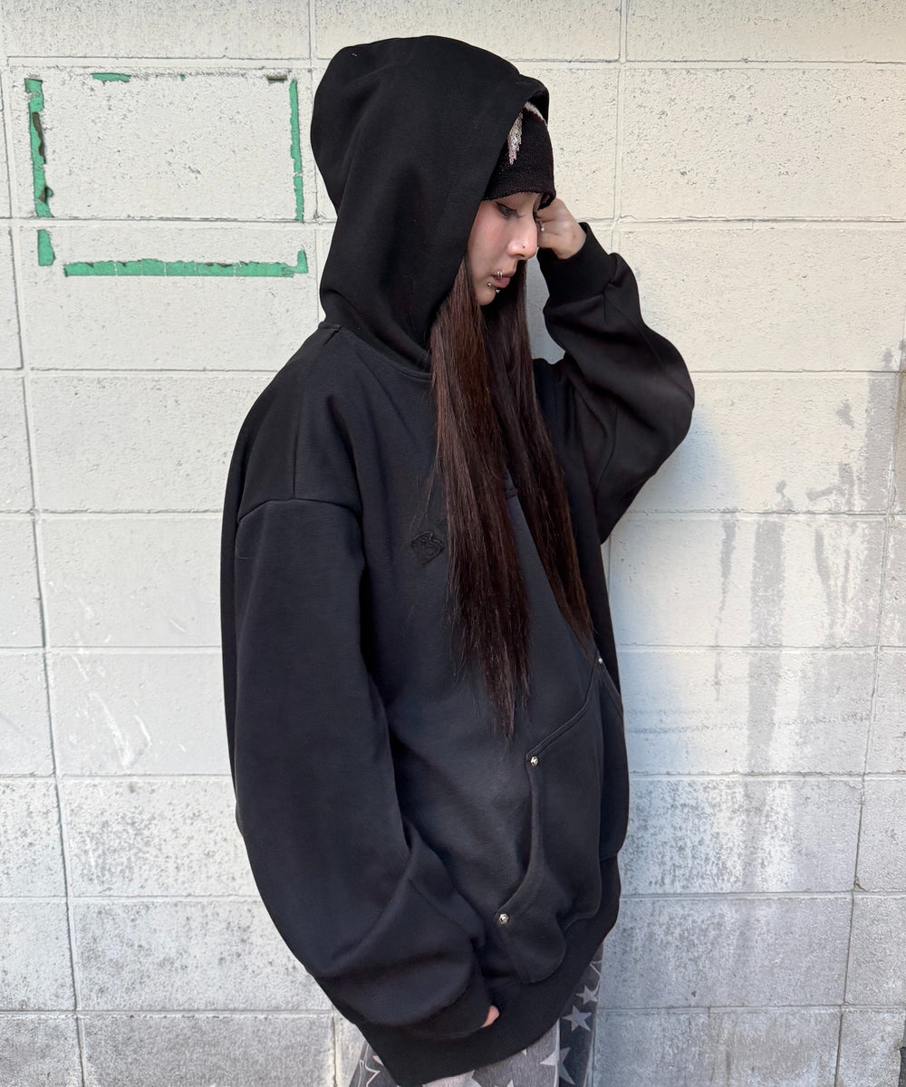 ブラック モデル：160㎝ FREE着用