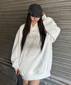 ホワイト モデル：160㎝ FREE着用