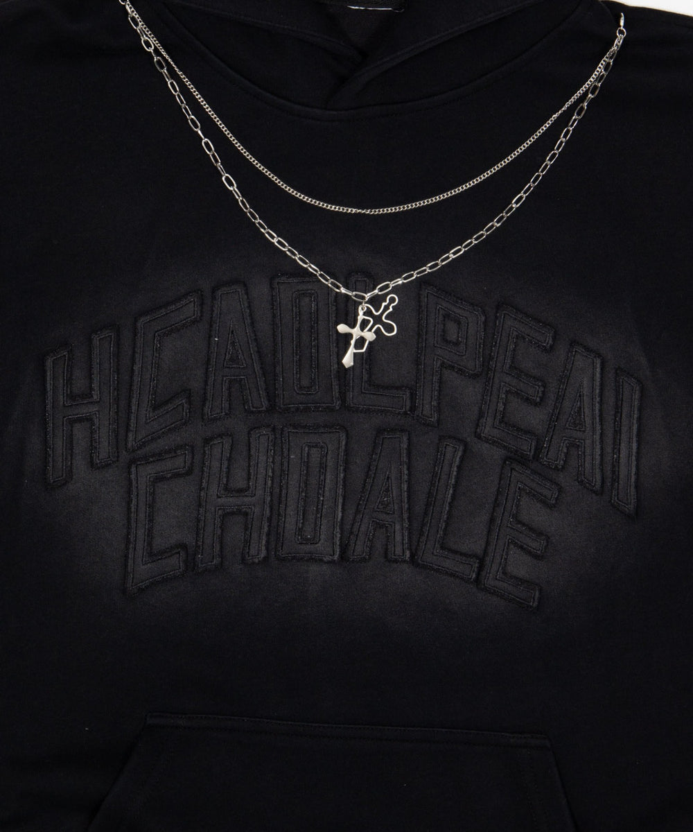 クロスネックレス付きパーカー