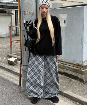 ブラック モデル：167㎝ M着用