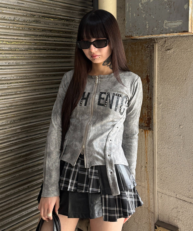 ブラック モデル：160㎝ FREE着用