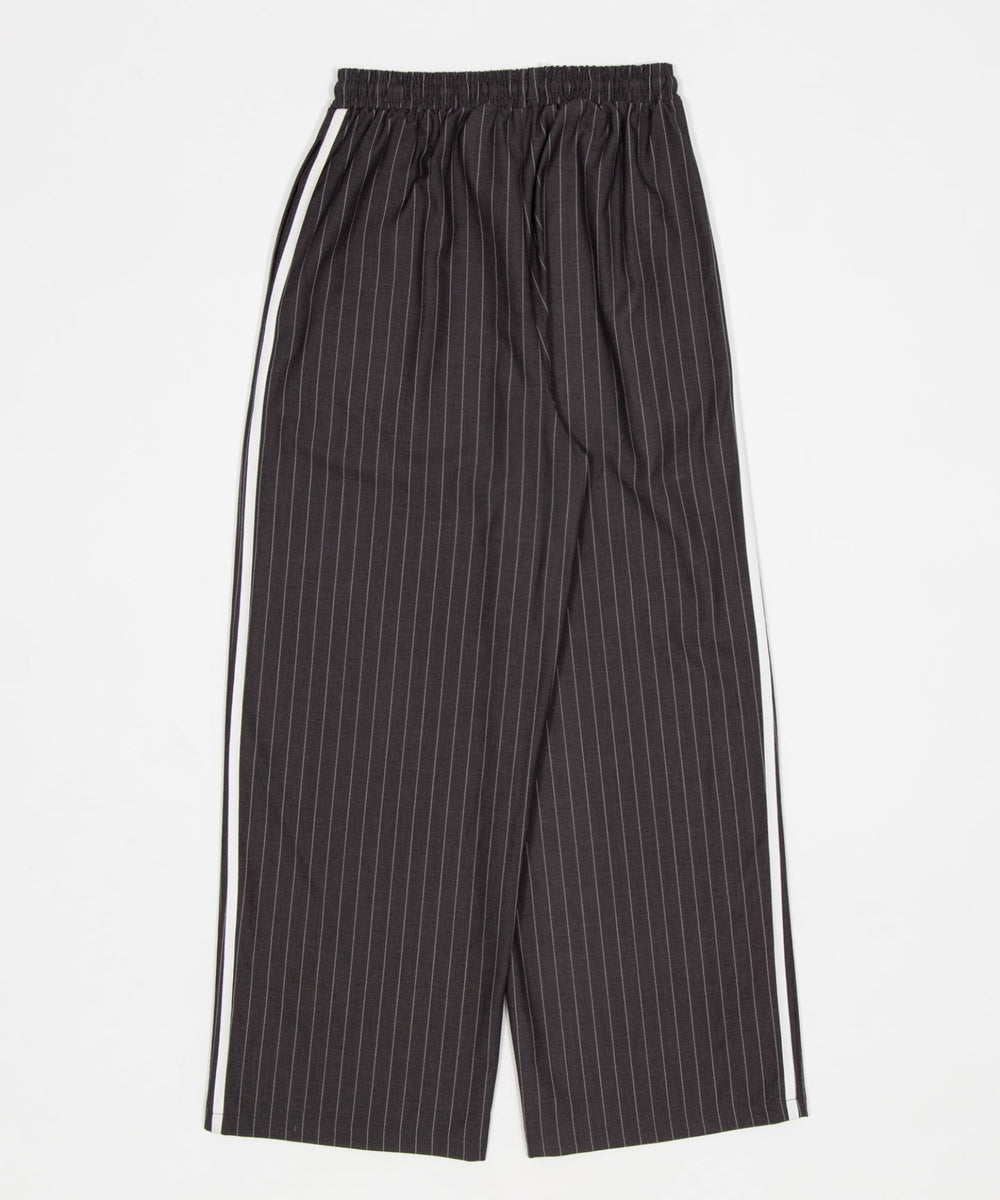 ストライプトラックパンツ