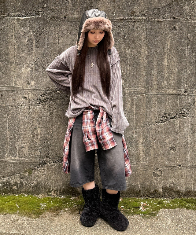 グレー モデル：160㎝ FREE着用