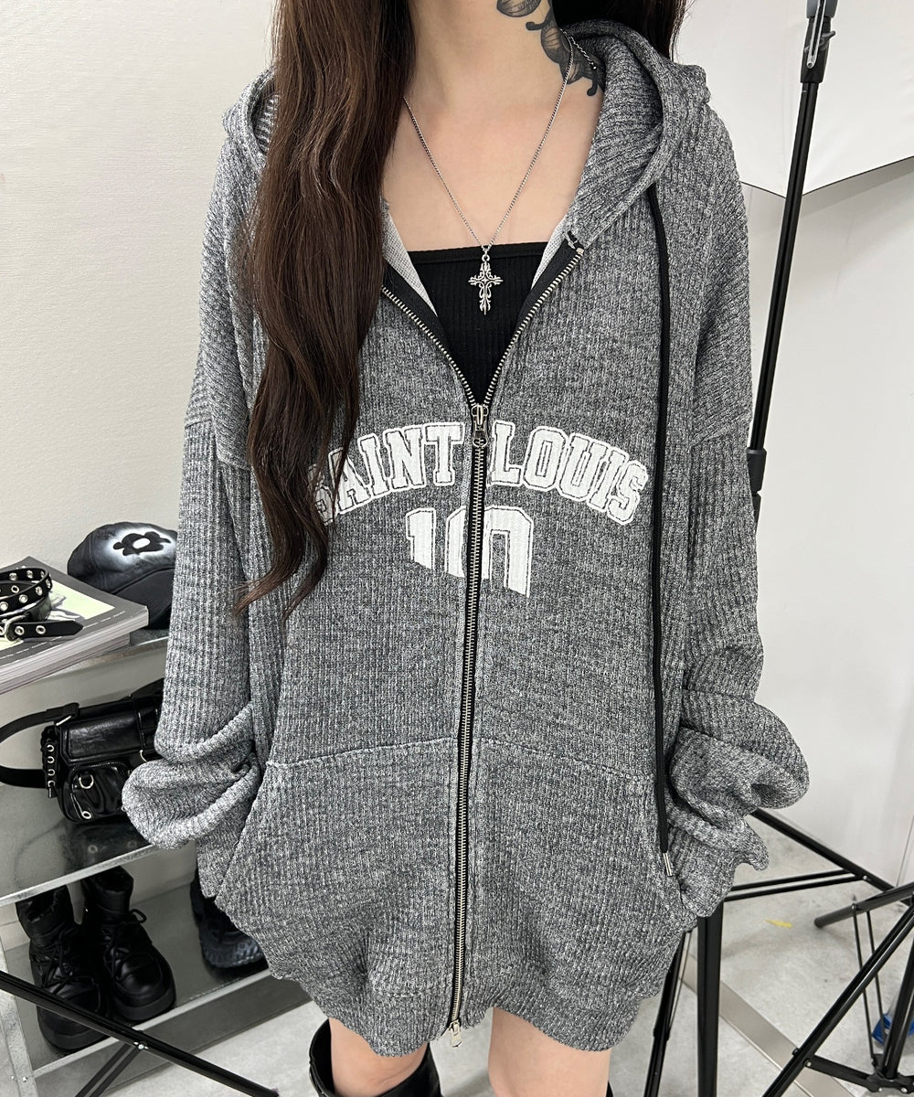 グレー モデル：160㎝ F着用