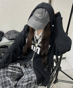 ブラック モデル：160㎝ F着用