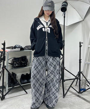 ブラック モデル：160㎝ F着用