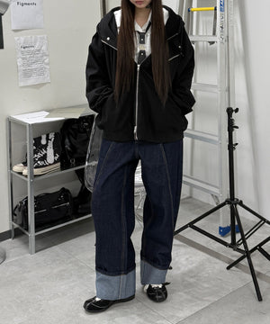 デニムインディゴ モデル：159cm Sサイズ着用