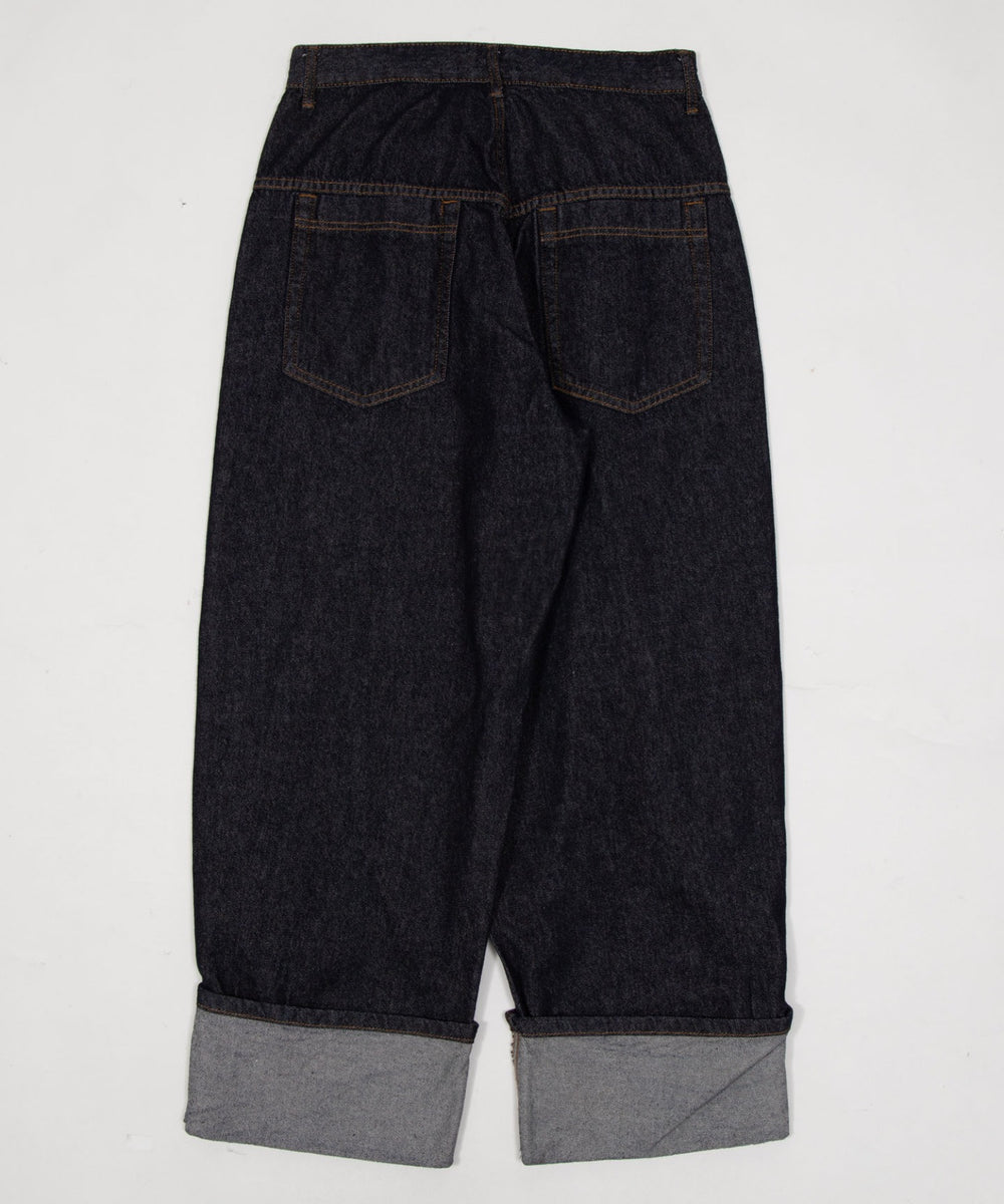 ロールアップカーブデニム