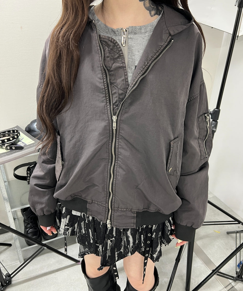 ブラック モデル：160㎝ L着用