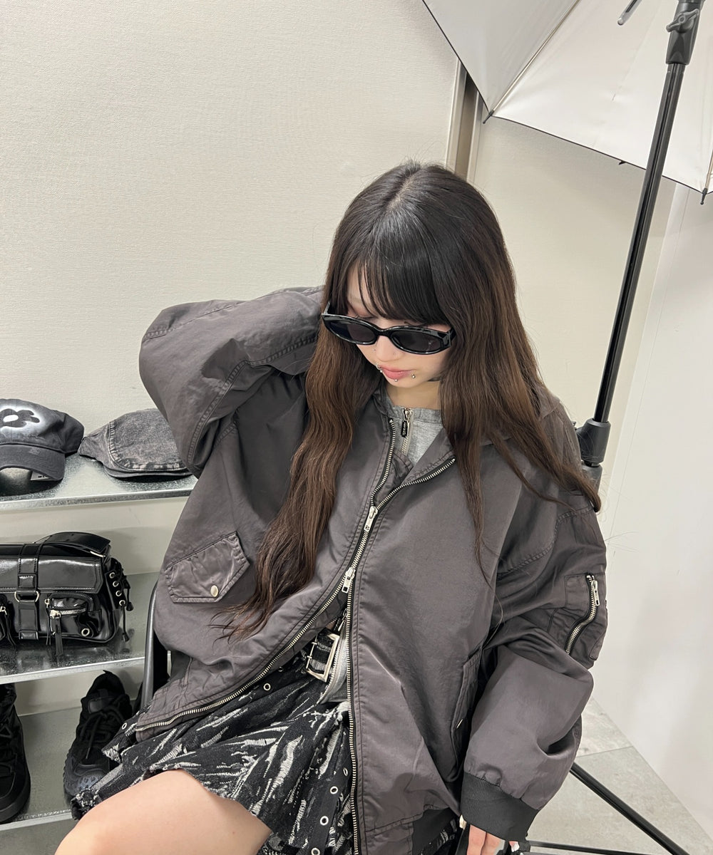 ブラック モデル：160㎝ L着用