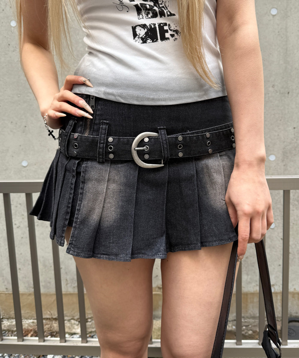 ブラック モデル：168cm M着用