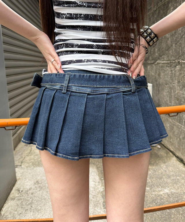 デニム中濃 モデル：159cm S着用