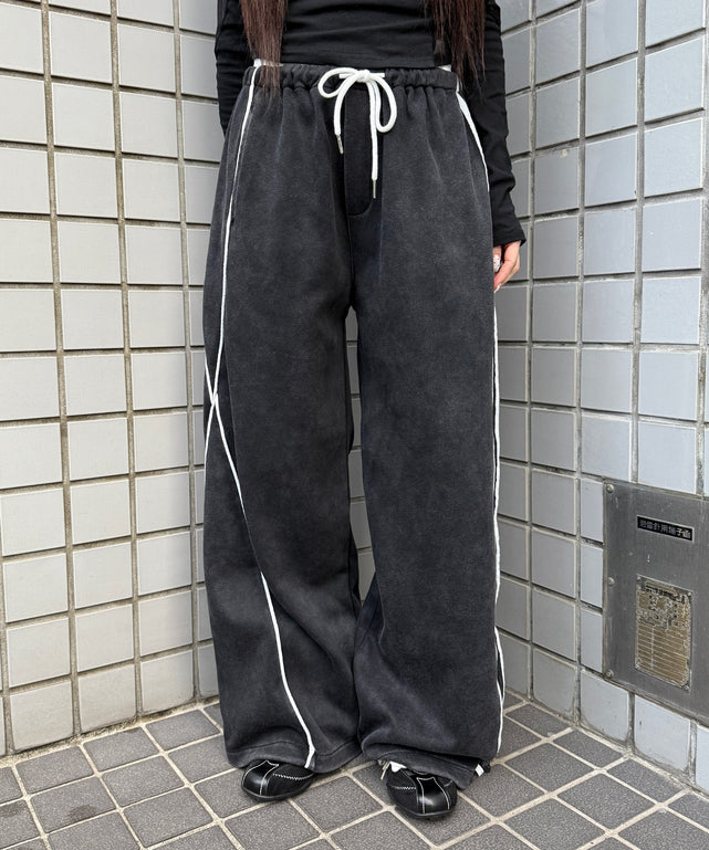 アシメサイドラインスウェパン/ブラック モデル：159cm F着用