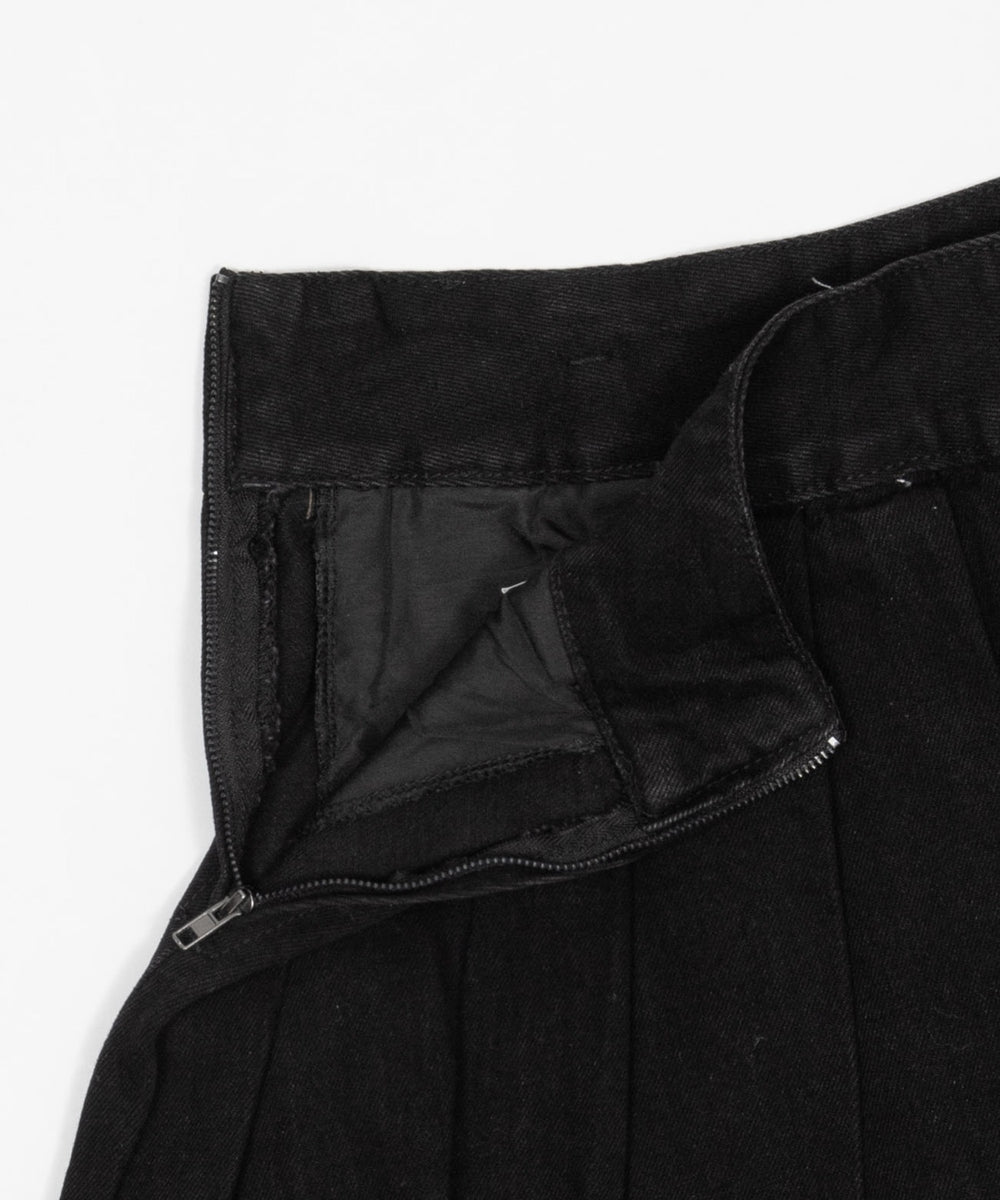 ハトメベルトプリーツスカパン