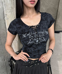 ゴシックアイコンレースアップTシャツ