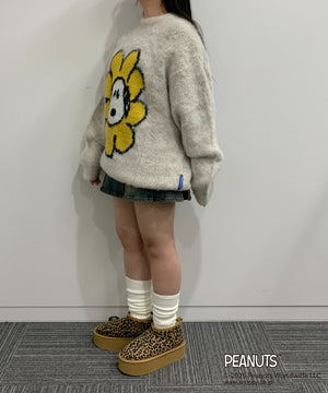 ホワイトアイボリー モデル:147cm Lサイズ着用