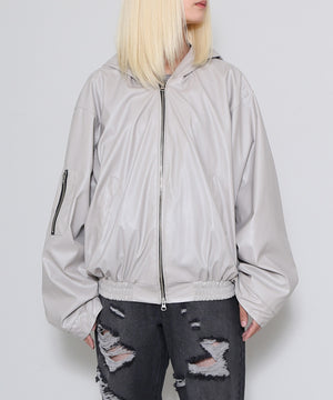 ベージュ モデル：165㎝ FREE着用