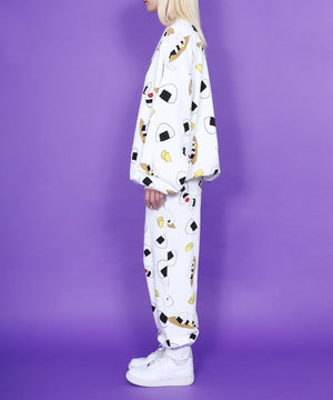 フード総柄スウェット(NATTO_YAKINIKU_ONIGIRI）