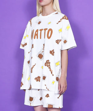 ﾌｰﾄﾞ総柄Tｼｬﾂ