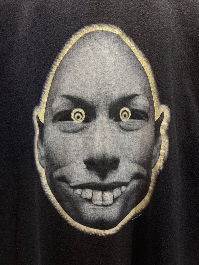 EGG HEAD グラフィックTシャツ