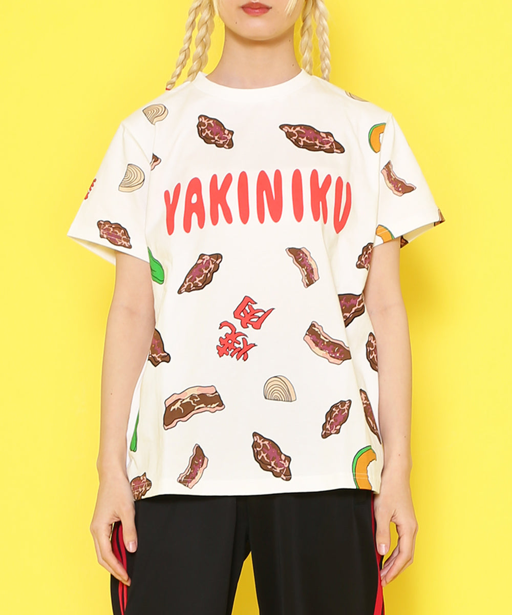 ﾌｰﾄﾞ総柄Tｼｬﾂ