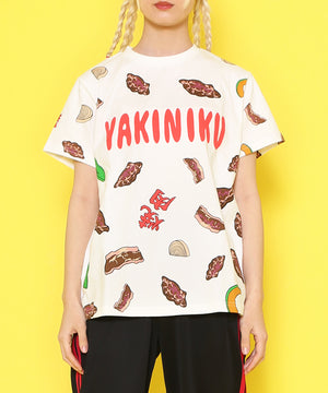 ﾌｰﾄﾞ総柄Tｼｬﾂ