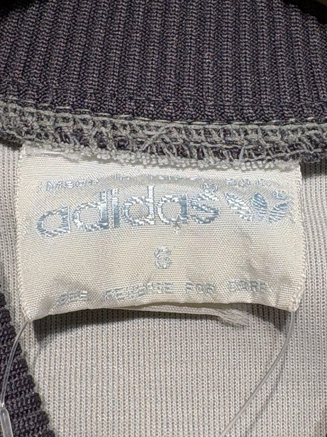 adidas トラックジャケット