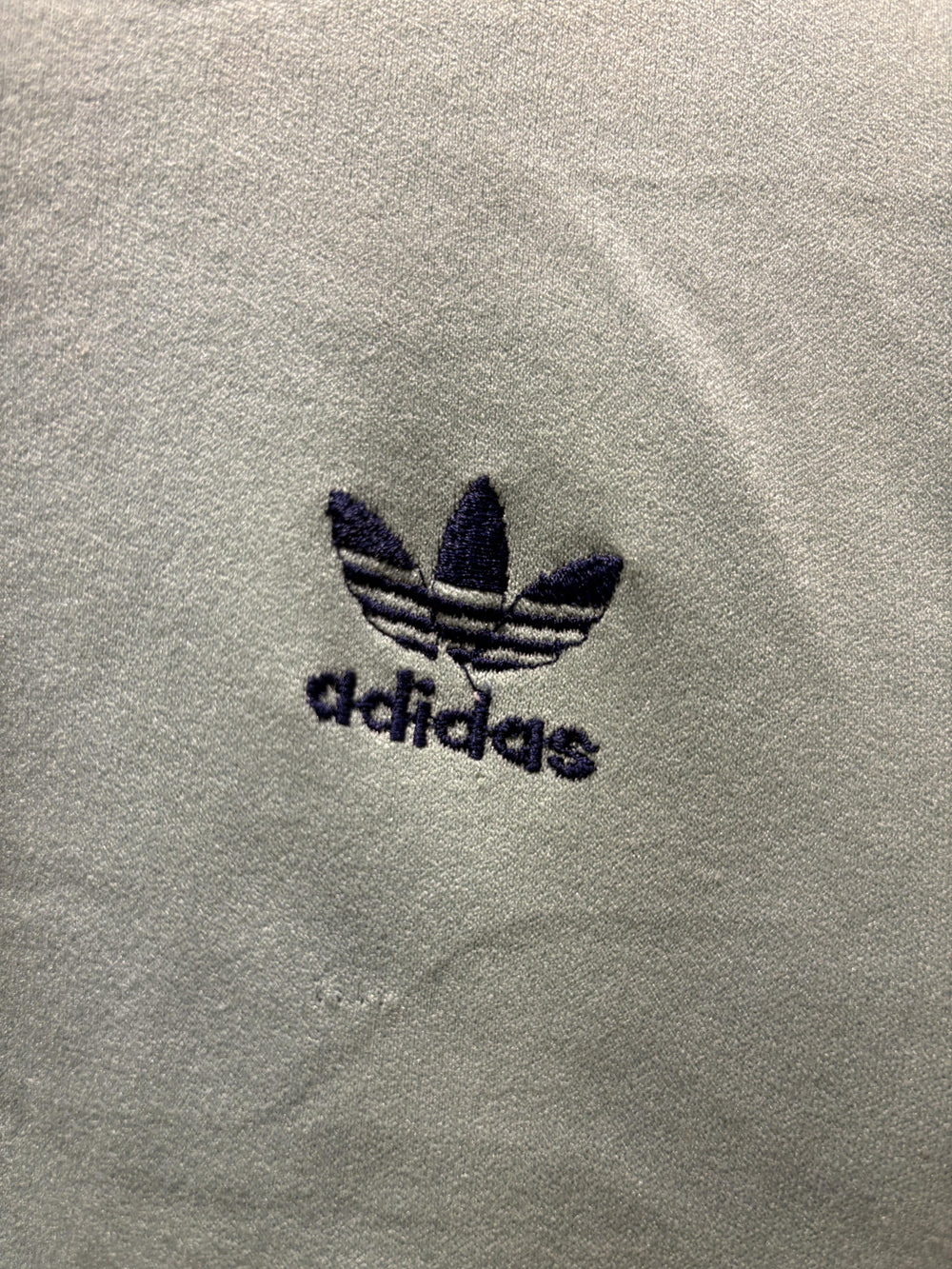 adidas トラックジャケット