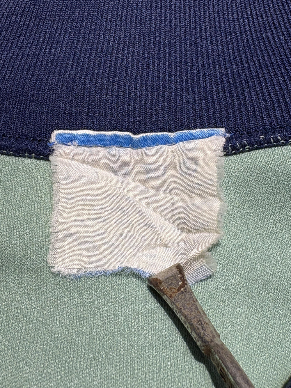 adidas トラックジャケット