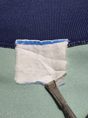 adidas トラックジャケット