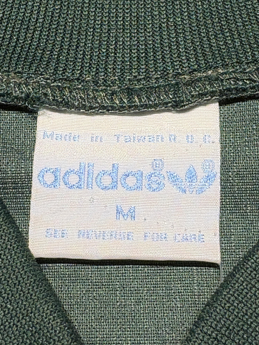 adidas トラックジャケット