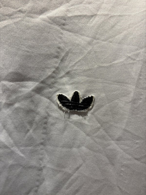 adidas トラックジャケット