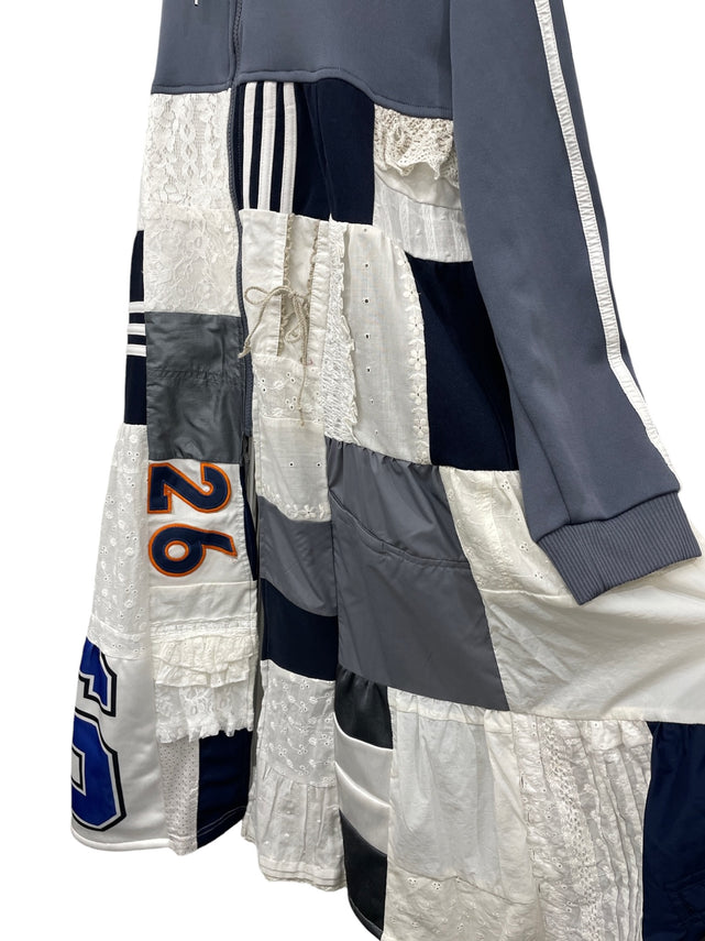 adidas 再構築 リメイク シフォンワンピース adidas 再構築 リメイク シフォンワンピース - メルカリ