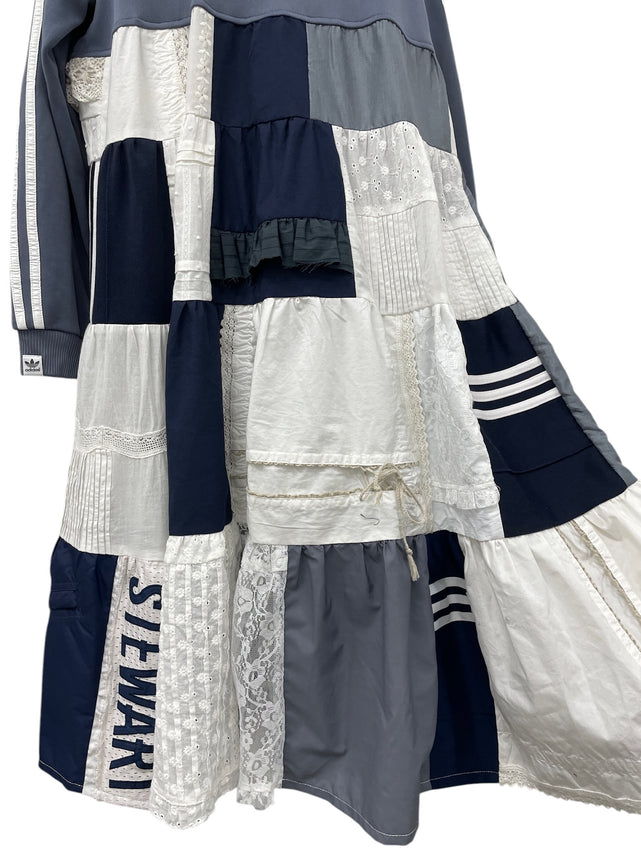 adidas 再構築 リメイク シフォンワンピース adidas 再構築 リメイク シフォンワンピース - メルカリ